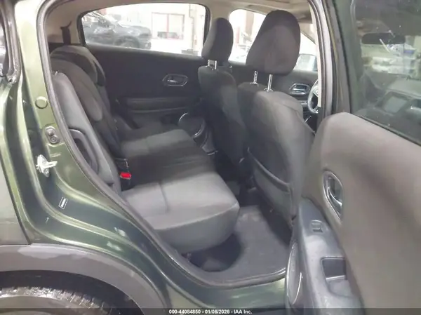 3CZRU6H57GM726261 2016 HONDA HR-V - Image 8