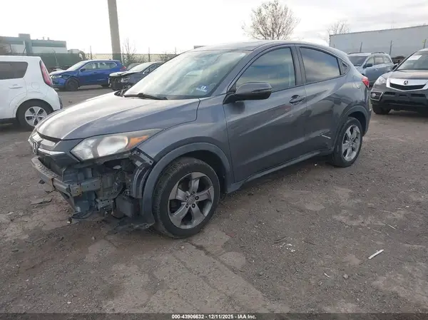 3CZRU6H57GM727250 2016 HONDA HR-V - Image 2