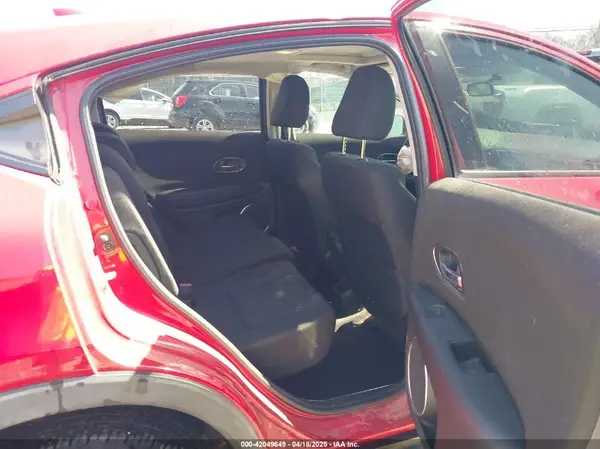 3CZRU6H57GM746154 2016 HONDA HR-V - Image 8