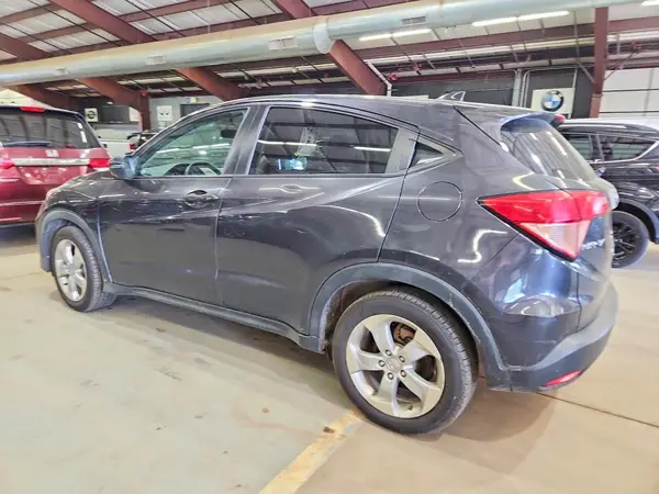 3CZRU6H57GM748809 2016 HONDA HR-V - Image 2