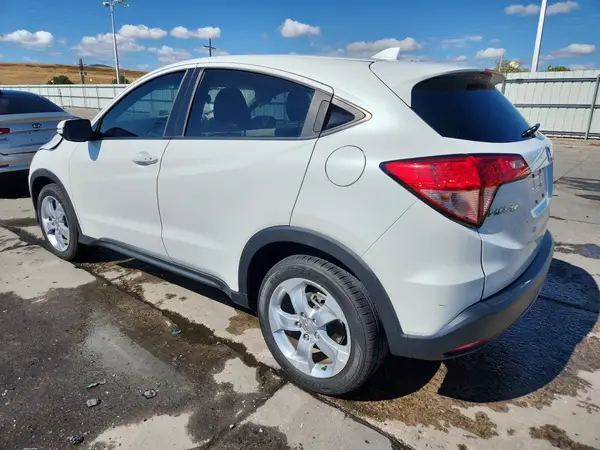 3CZRU6H57GM751497 2016 HONDA HR-V - Image 2