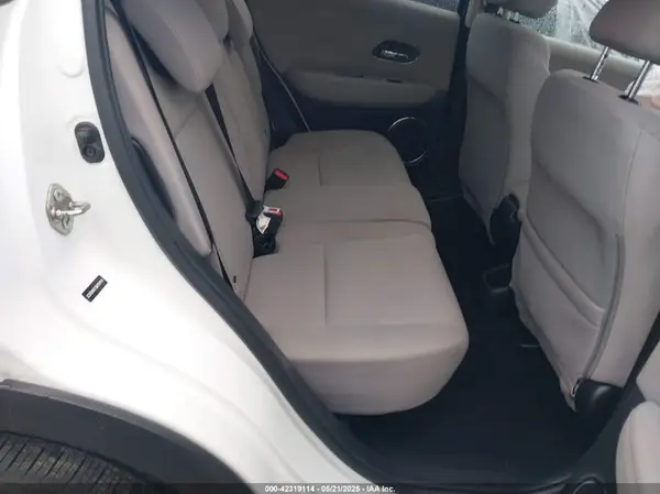 3CZRU6H57GM759454 2016 HONDA HR-V - Image 8