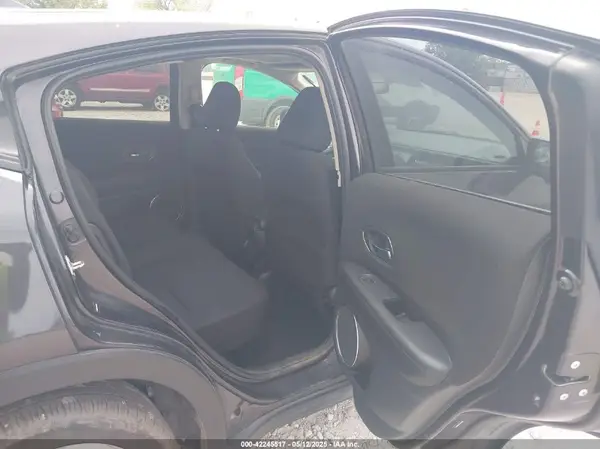 3CZRU6H57GM769529 2016 HONDA HR-V - Image 8