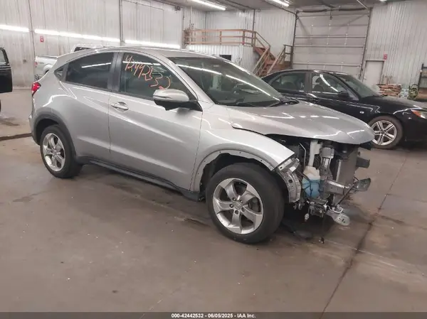 3CZRU6H57HG701764 2017 HONDA HR-V - Image 1