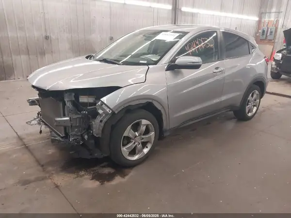 3CZRU6H57HG701764 2017 HONDA HR-V - Image 2