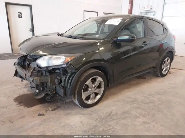 3CZRU6H57HG705801 2017 HONDA HR-V - Image 2