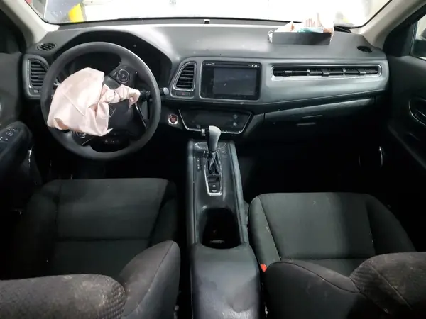 3CZRU6H57HG706589 2017 HONDA HR-V - Image 8