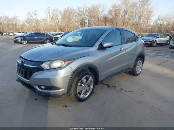 3CZRU6H57HG708374 2017 HONDA HR-V - Image 2