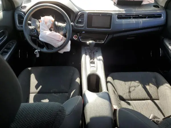 3CZRU6H57HM107001 2017 HONDA HR-V - Image 8