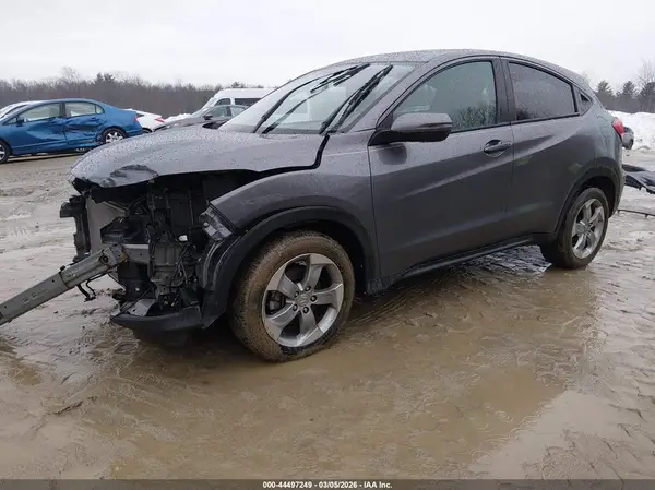 3CZRU6H57HM702818 2017 HONDA HR-V - Image 2