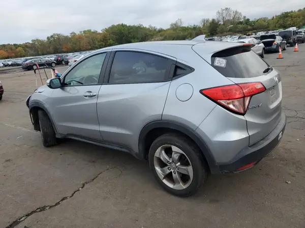 3CZRU6H57HM705234 2017 HONDA HR-V - Image 2