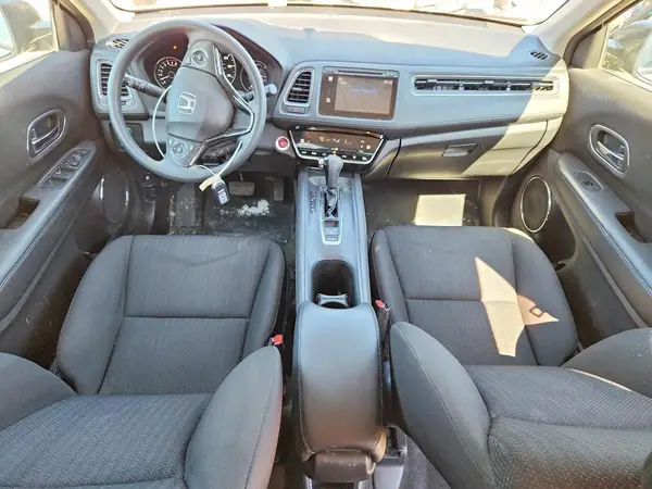 3CZRU6H57HM706030 2017 HONDA HR-V - Image 8