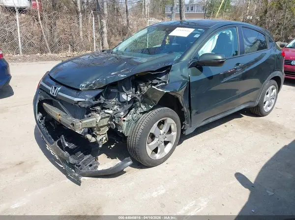 3CZRU6H57HM708389 2017 HONDA HR-V - Image 2
