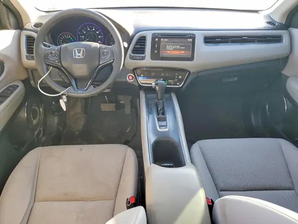 3CZRU6H57HM716458 2017 HONDA HR-V - Image 8