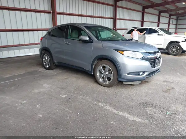 3CZRU6H57HM717206 2017 HONDA HR-V - Image 1