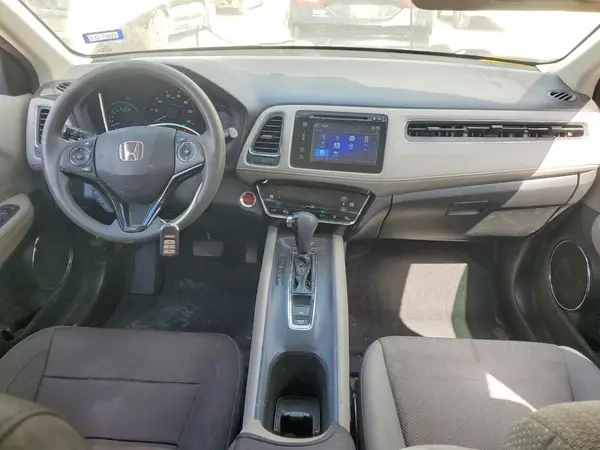 3CZRU6H57HM722566 2017 HONDA HR-V - Image 8