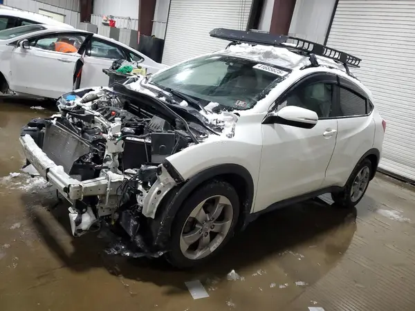 3CZRU6H57HM727217 2017 HONDA HR-V - Image 1