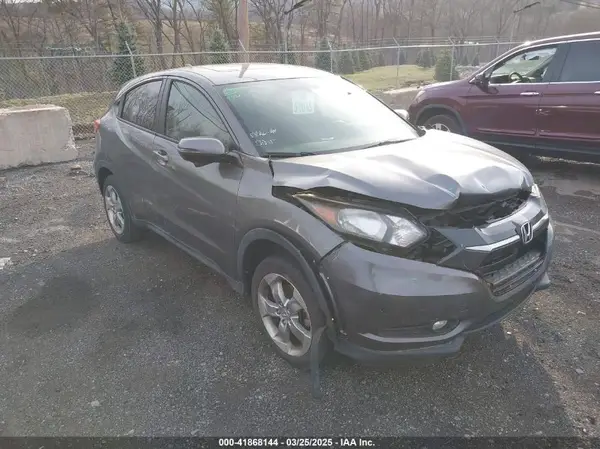 3CZRU6H57HM728142 2017 HONDA HR-V - Image 1