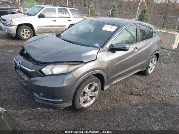 3CZRU6H57HM728142 2017 HONDA HR-V - Image 2