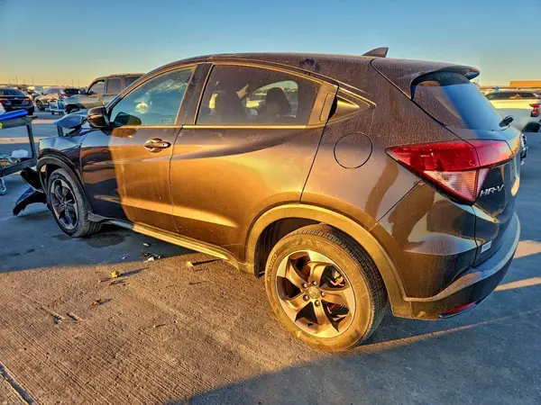 3CZRU6H57JG706923 2018 HONDA HR-V - Image 2
