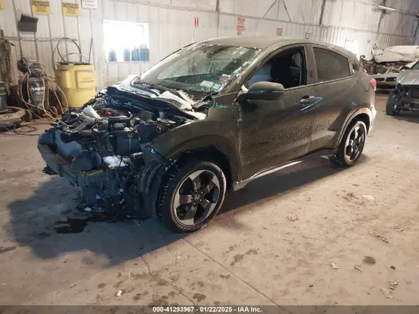 3CZRU6H57JG707781 2018 HONDA HR-V - Image 2