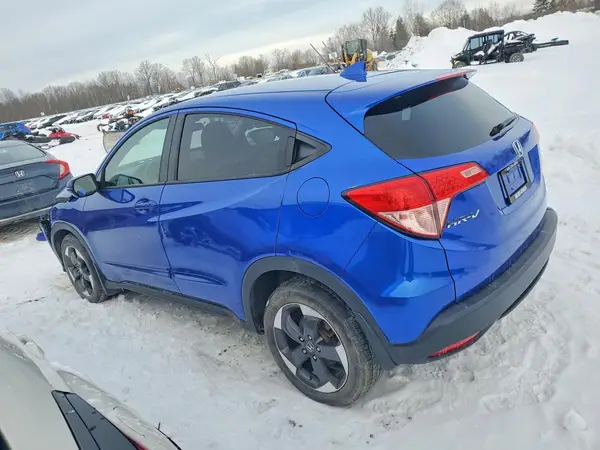 3CZRU6H57JG716786 2018 HONDA HR-V - Image 2