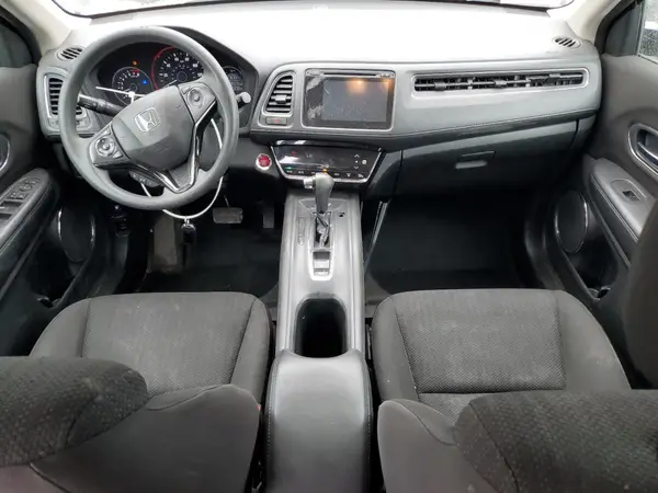 3CZRU6H57JG719817 2018 HONDA HR-V - Image 8