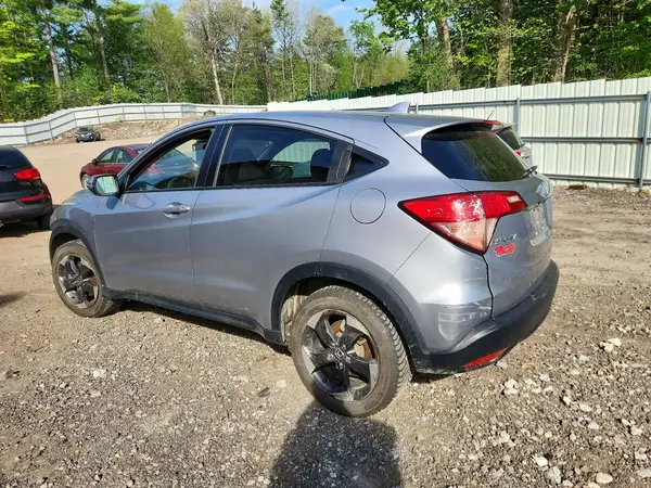 3CZRU6H57JG719994 2018 HONDA HR-V - Image 2