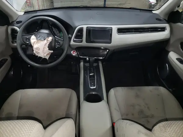 3CZRU6H57JG721387 2018 HONDA HR-V - Image 8