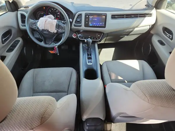 3CZRU6H57JG722524 2018 HONDA HR-V - Image 8