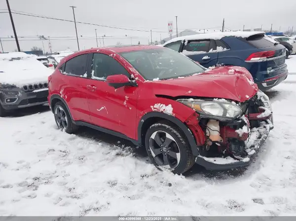 3CZRU6H57JG722586 2018 HONDA HR-V - Image 1