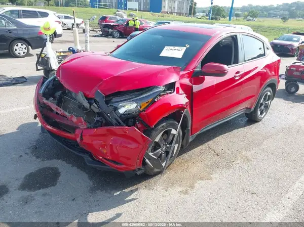 3CZRU6H57JG723673 2018 HONDA HR-V - Image 2