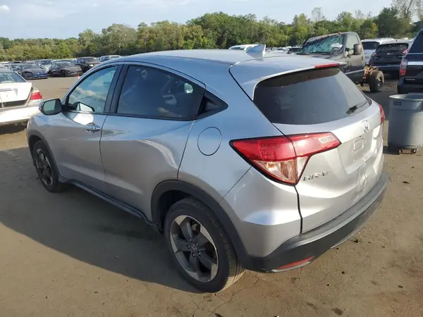 3CZRU6H57JG729389 2018 HONDA HR-V - Image 2