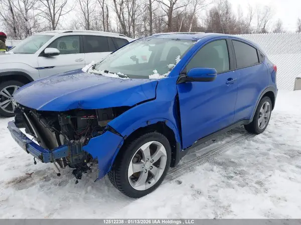 3CZRU6H57JM102841 2018 HONDA HR-V - Image 2