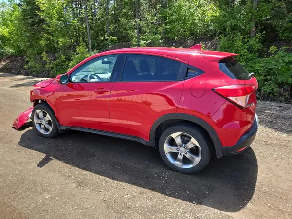 3CZRU6H57JM103486 2018 HONDA HR-V - Image 2