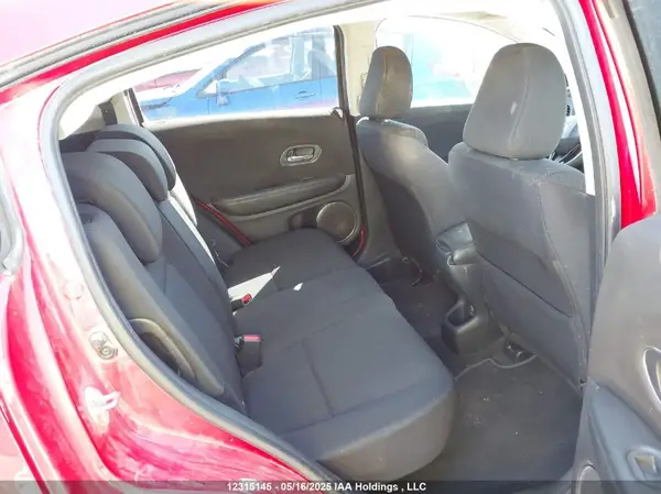 3CZRU6H57JM105206 2018 HONDA HR-V - Image 8