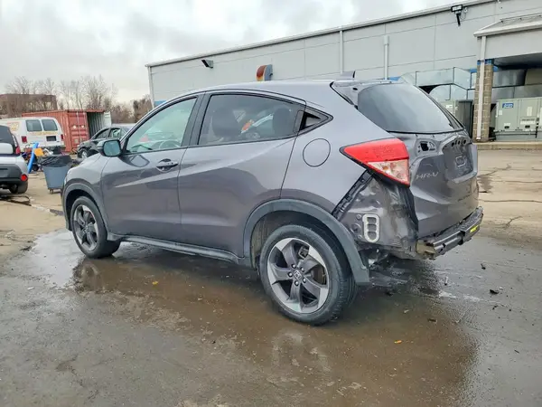 3CZRU6H57JM701027 2018 HONDA HR-V - Image 2