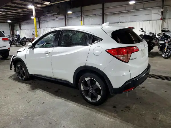 3CZRU6H57JM703652 2018 HONDA HR-V - Image 2