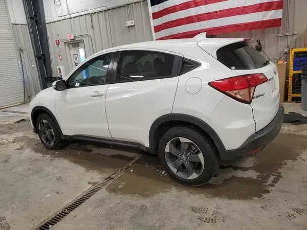 3CZRU6H57JM706227 2018 HONDA HR-V - Image 2