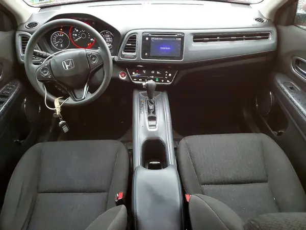 3CZRU6H57JM716949 2018 HONDA HR-V - Image 8