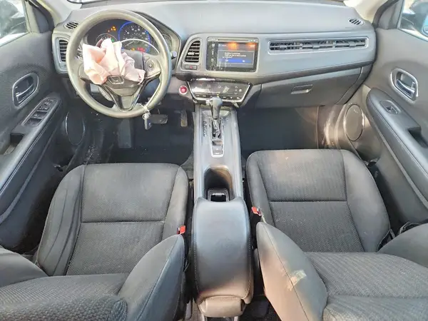 3CZRU6H57JM723268 2018 HONDA HR-V - Image 8
