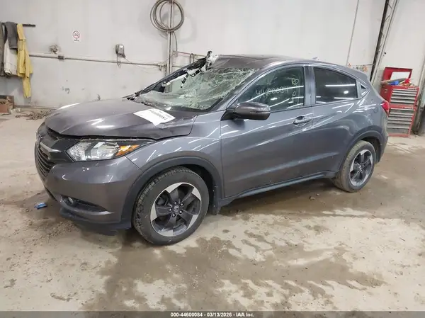3CZRU6H57JM723299 2018 HONDA HR-V - Image 2