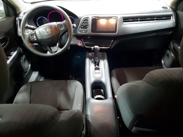 3CZRU6H57JM727210 2018 HONDA HR-V - Image 8