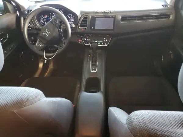 3CZRU6H57JM728891 2018 HONDA HR-V - Image 8