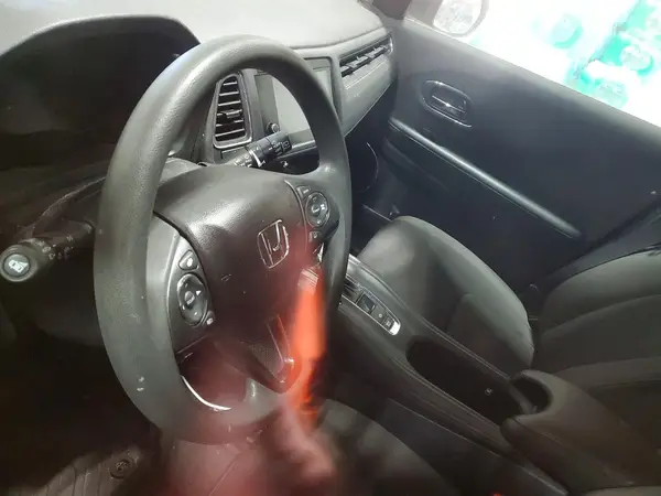 3CZRU6H57KM706021 2019 HONDA HR-V - Image 8
