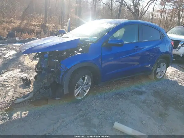 3CZRU6H57KM713745 2019 HONDA HR-V - Image 2