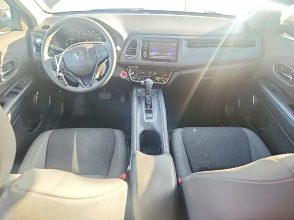 3CZRU6H57KM714023 2019 HONDA HR-V - Image 8