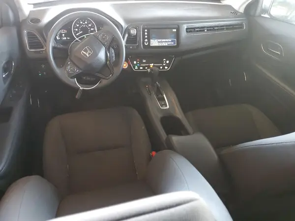 3CZRU6H57KM717620 2019 HONDA HR-V - Image 8