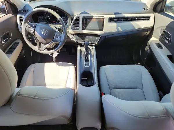 3CZRU6H57KM721697 2019 HONDA HR-V - Image 8