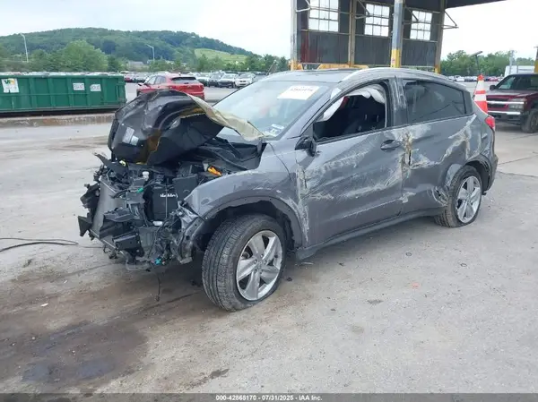 3CZRU6H57KM725264 2019 HONDA HR-V - Image 2